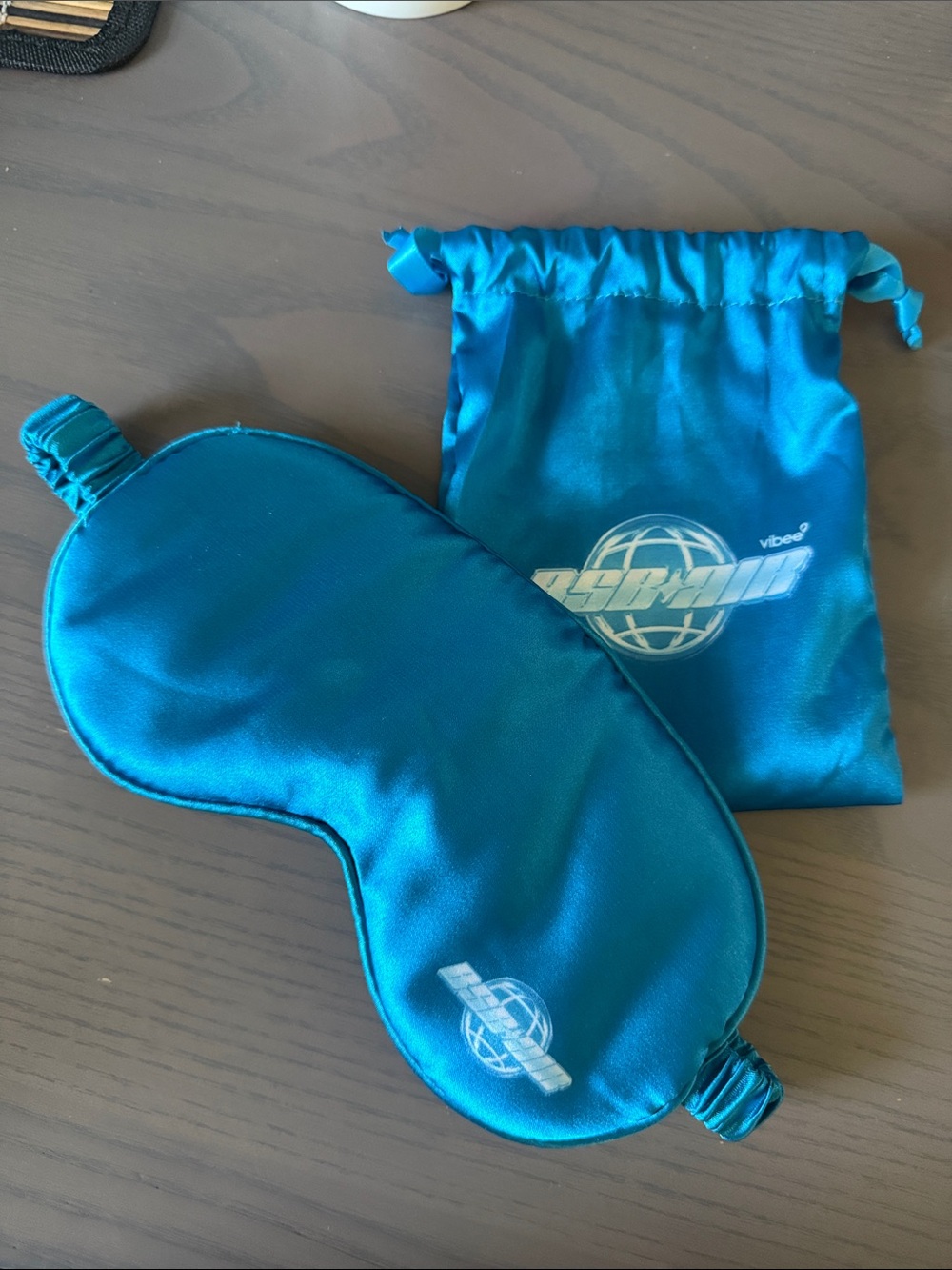 Backstreet Boys BSB AIR Vibee VIP Silk Sleep Eye Mask and carrying bag